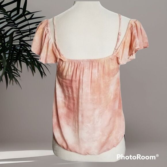 American Eagle cold shoulder Tie dye top - Picture 4 of 5